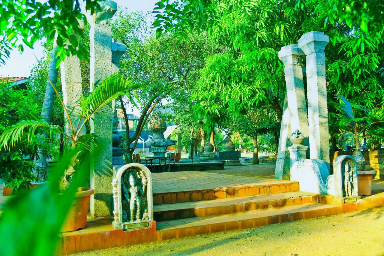 Avasta Resort And Spa Anuradhapura Exterior photo